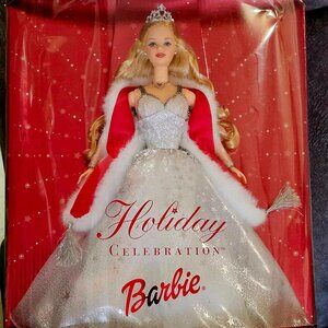 2001 Christmas Holiday Barbie Doll Blond & Blue eyes white gown